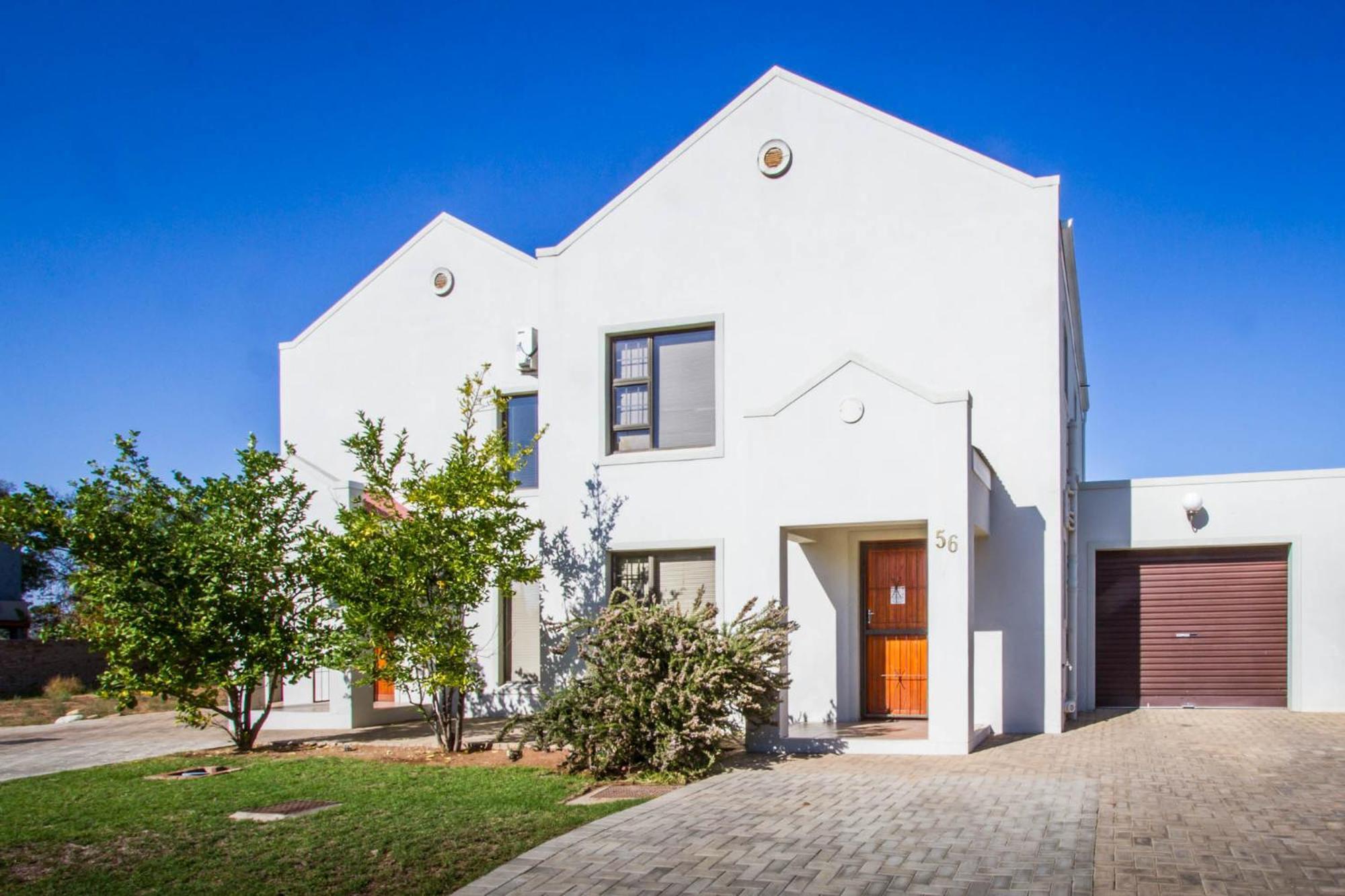 El Dorado Hotel And Self Catering Oudtshoorn Oda fotoğraf