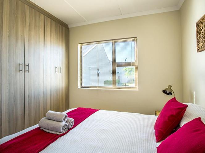 El Dorado Hotel And Self Catering Oudtshoorn Oda fotoğraf