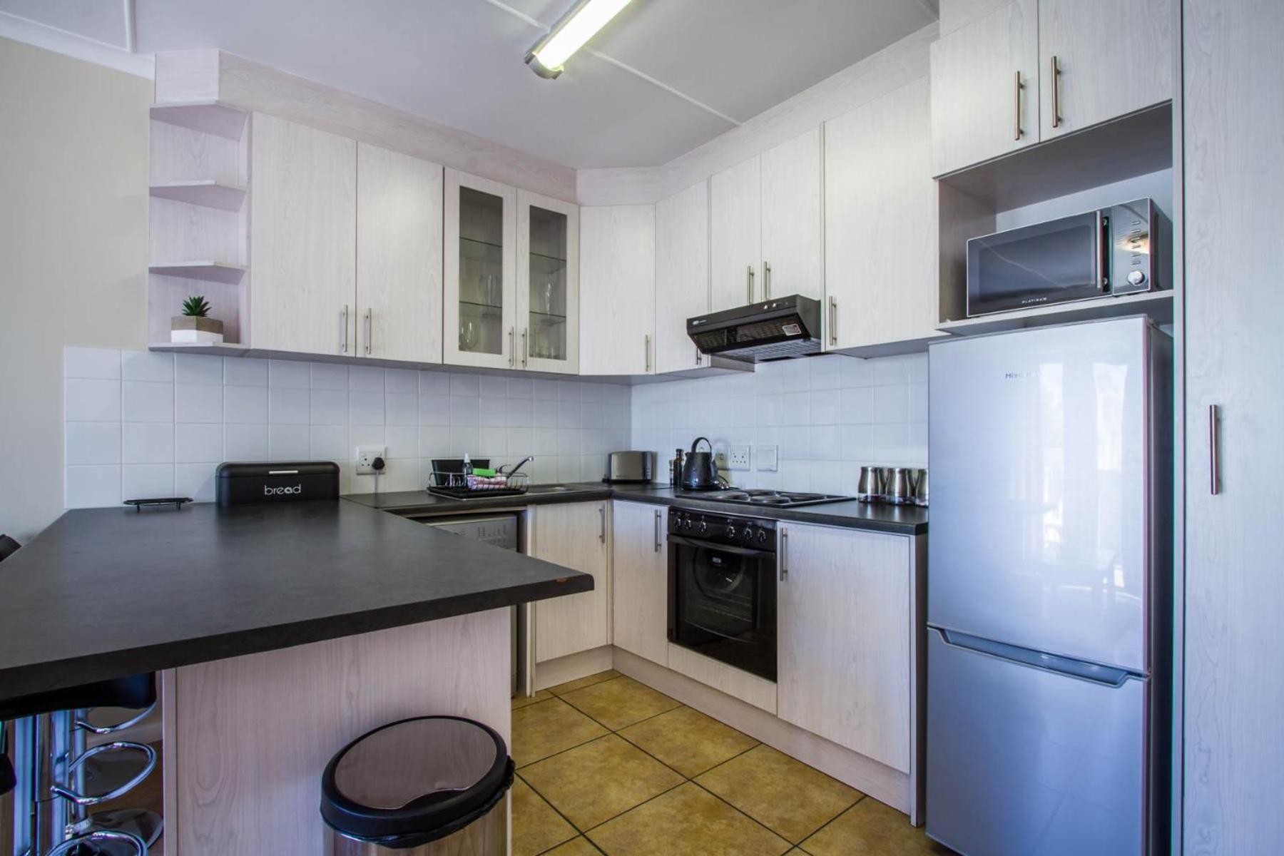 El Dorado Hotel And Self Catering Oudtshoorn Oda fotoğraf