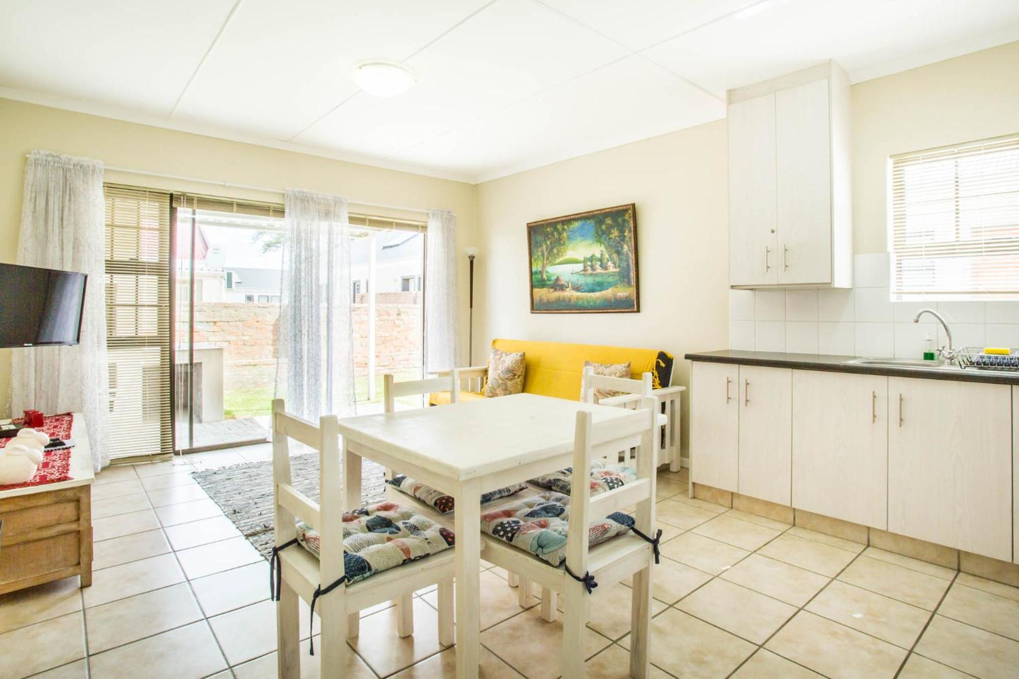 El Dorado Hotel And Self Catering Oudtshoorn Oda fotoğraf
